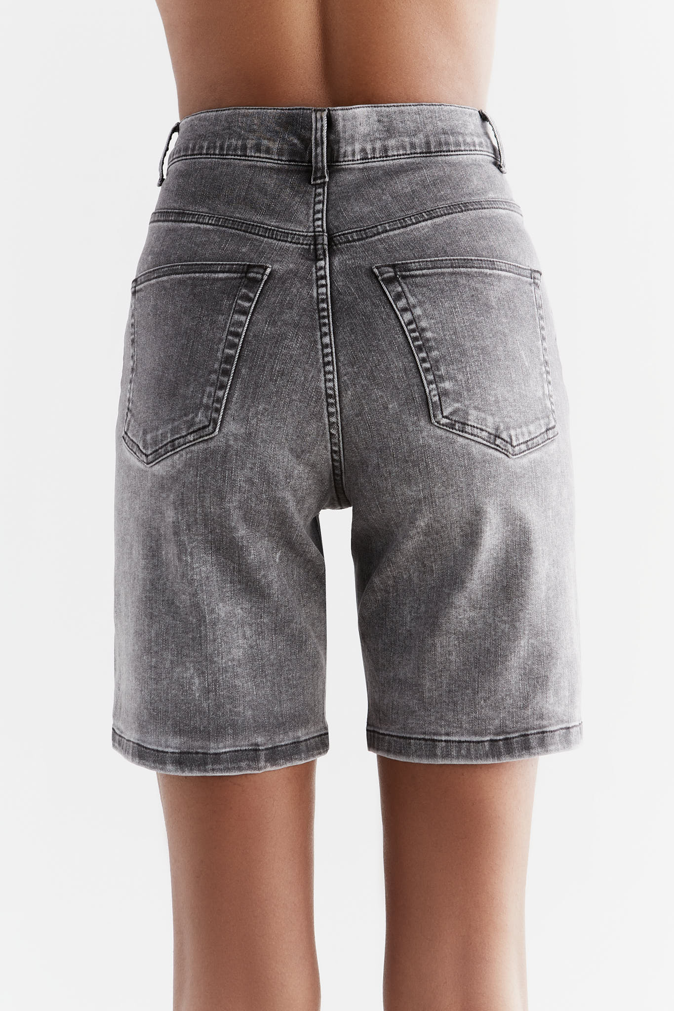 WA3015-163 | Women Denim Shorts - Iron Gray